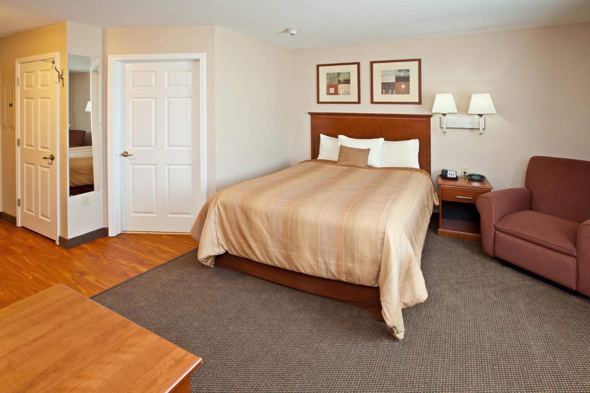 Candlewood Suites Louisville North By Ihg Clarksville  Exterior photo